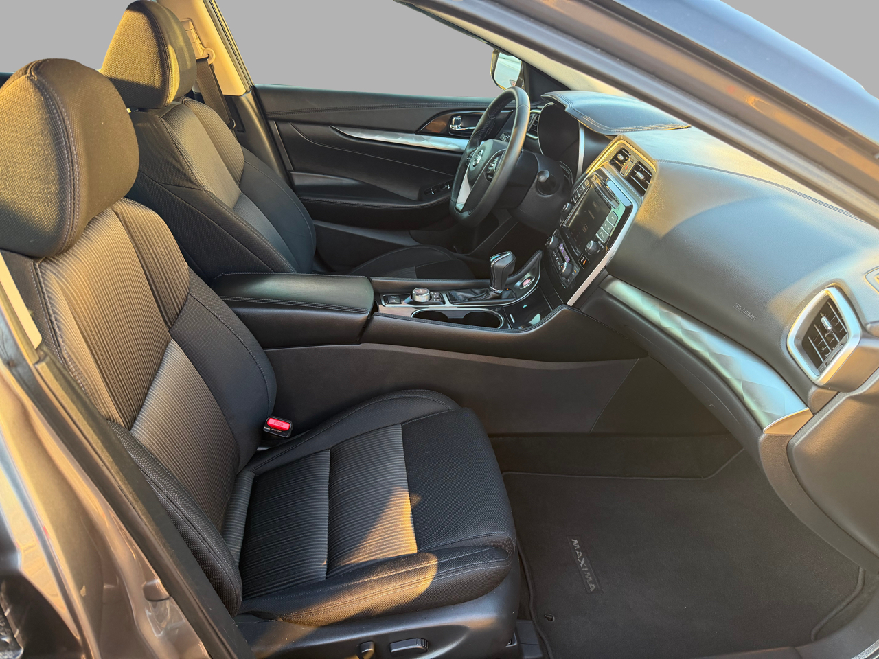 Nissan Maxima S 3.5L 2019