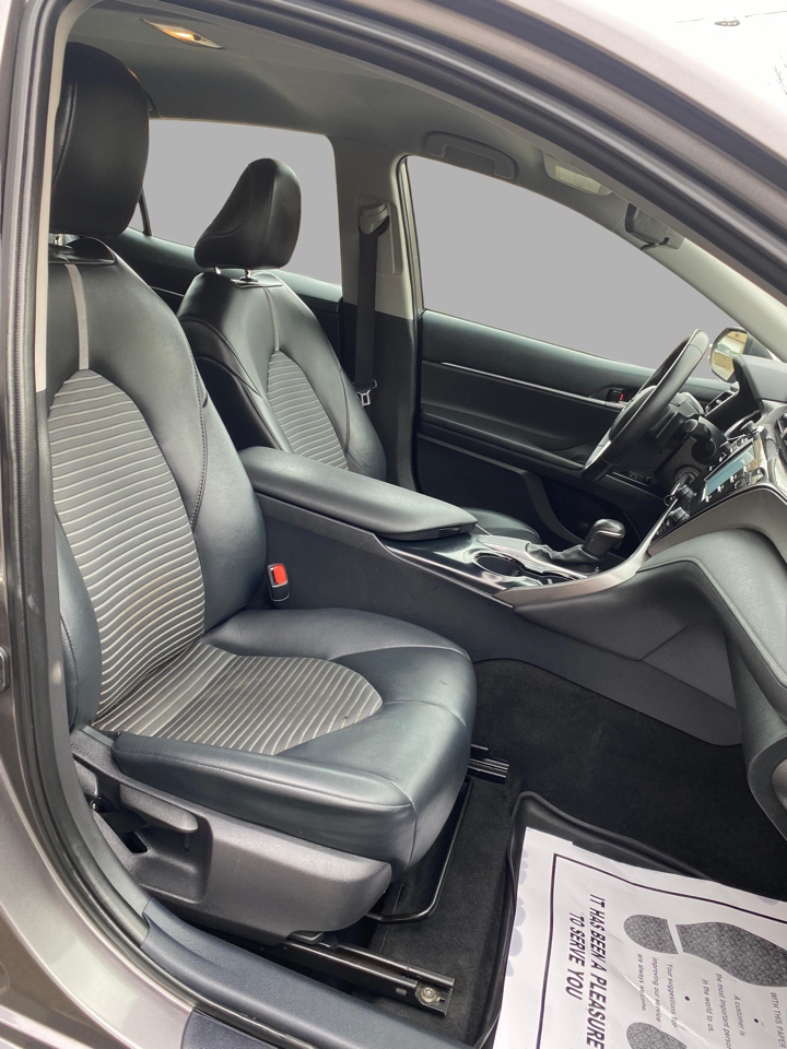 Toyota Camry SE 4D Sedan 2020