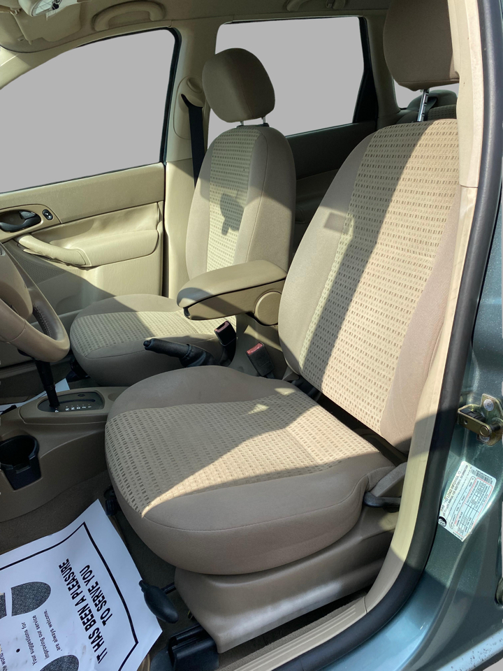 Ford Focus 4dr Wgn ZXW SES 2005