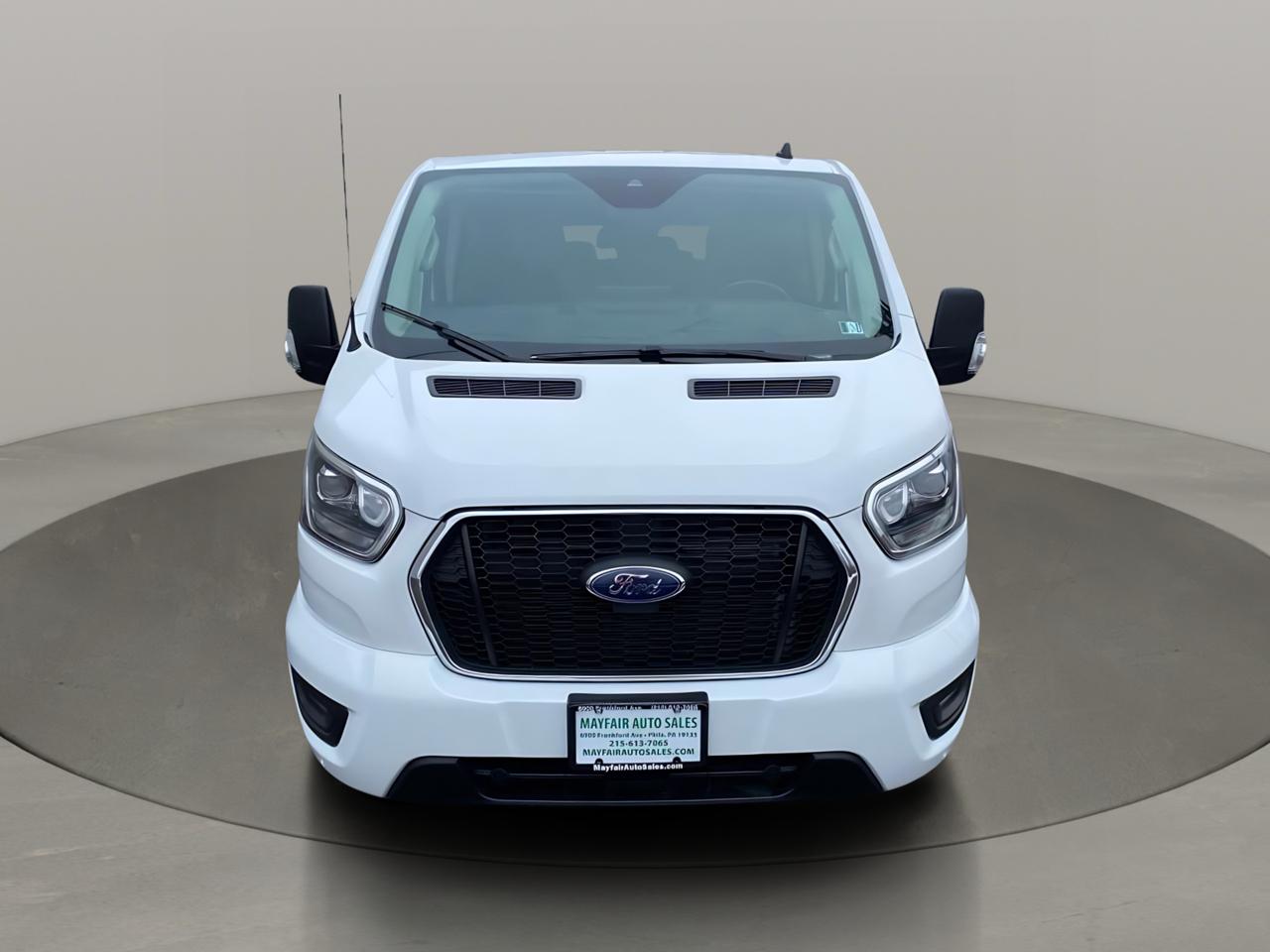 Ford Transit Passenger Wagon T-350 148" Low Roof XLT RWD 2023