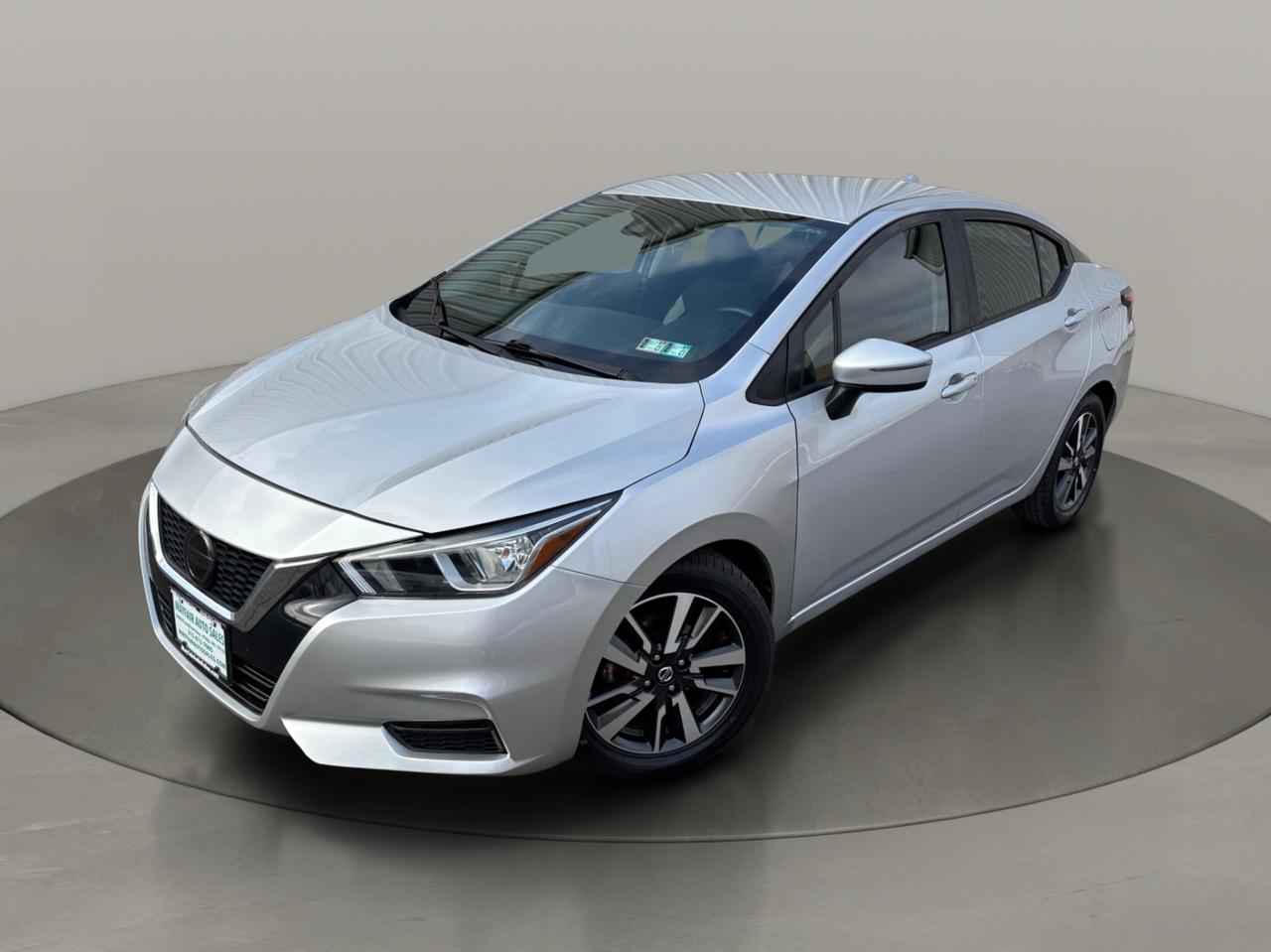 Nissan Versa Sedan  2020