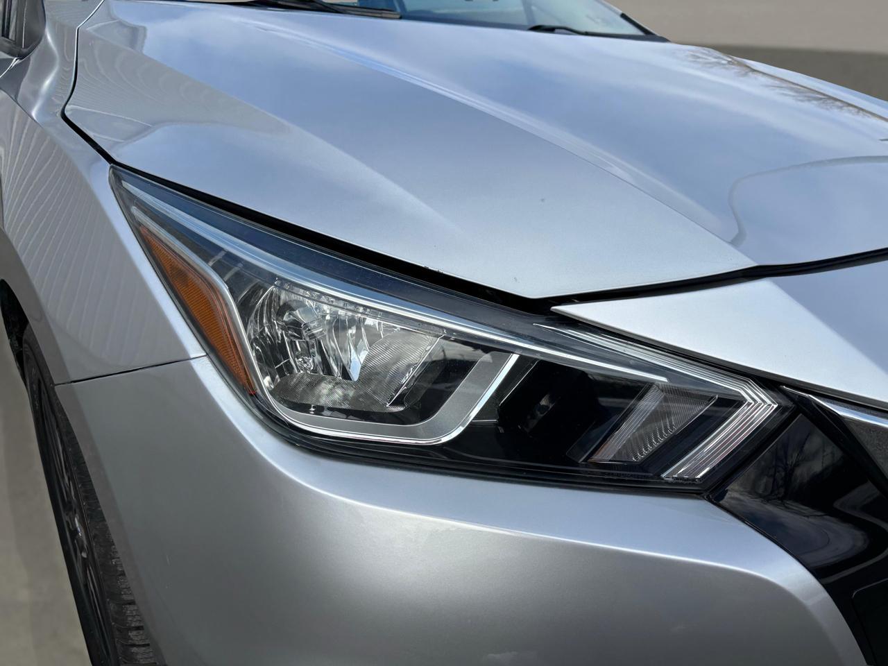 Nissan Versa Sedan  2020