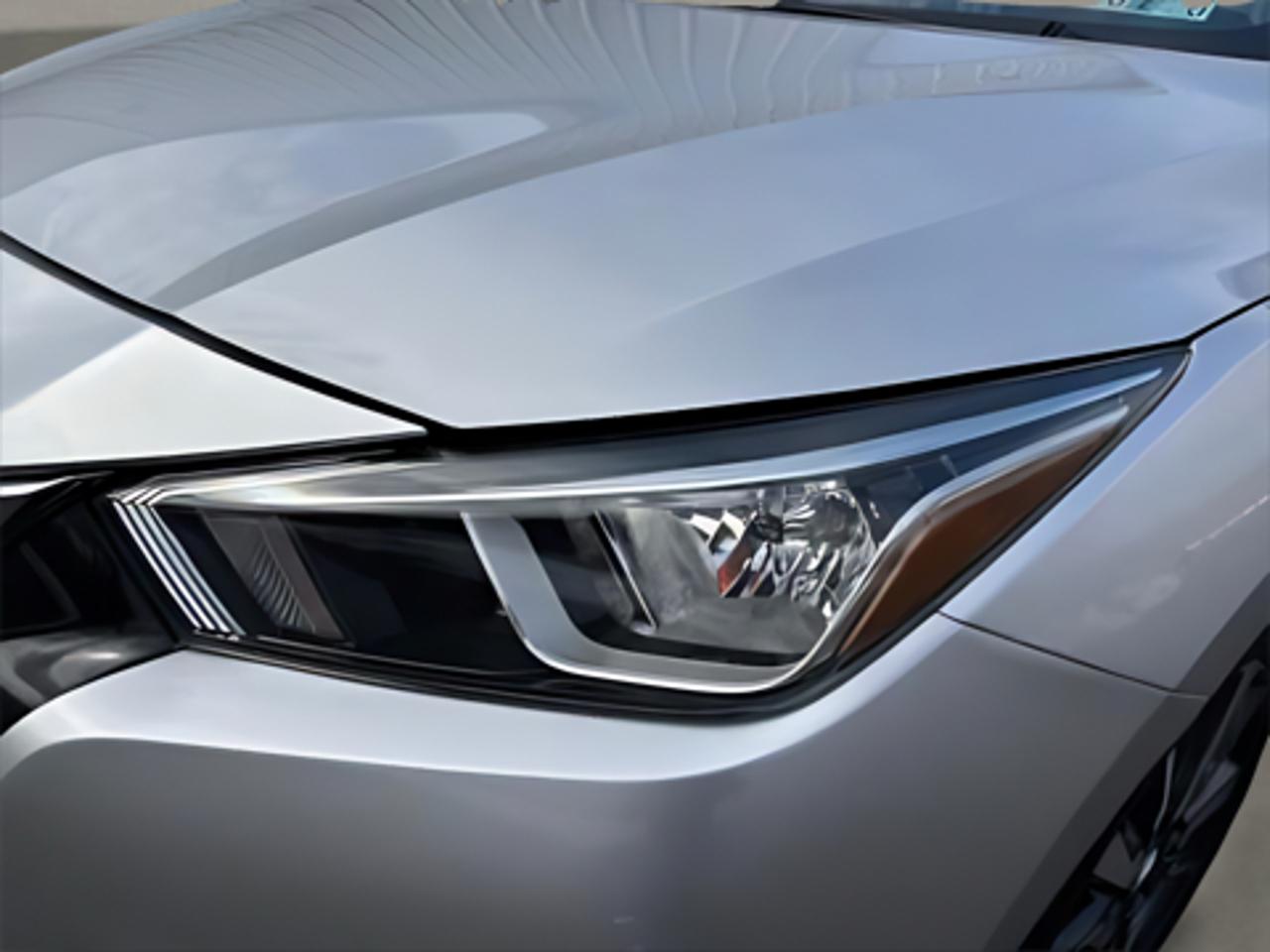 Nissan Versa Sedan  2020