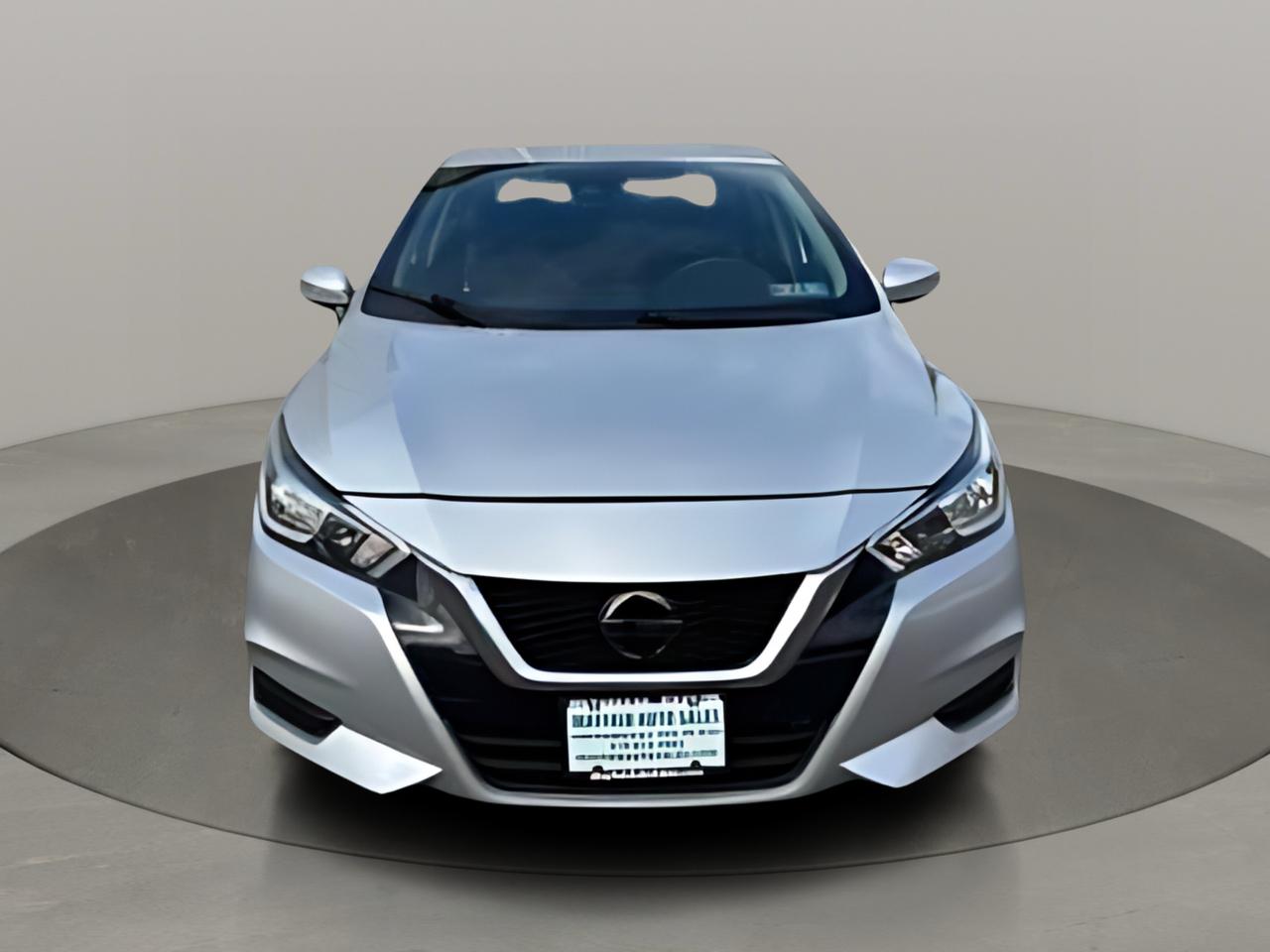 Nissan Versa Sedan  2020