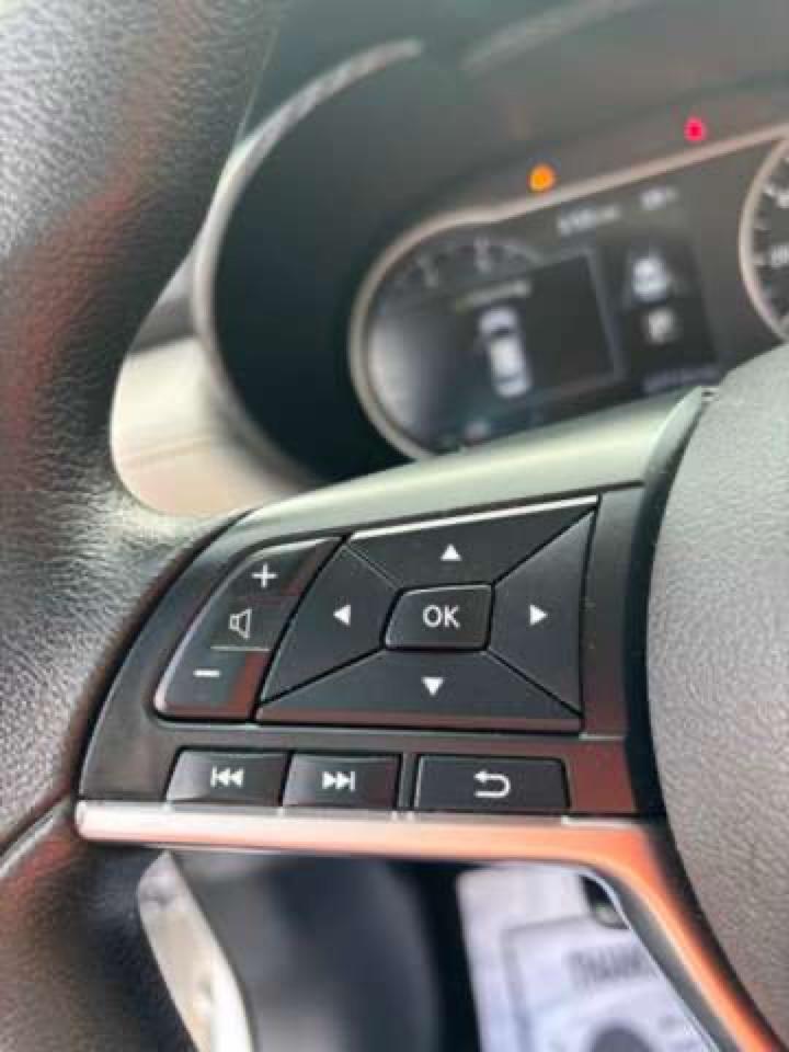 Nissan Versa Sedan  2020