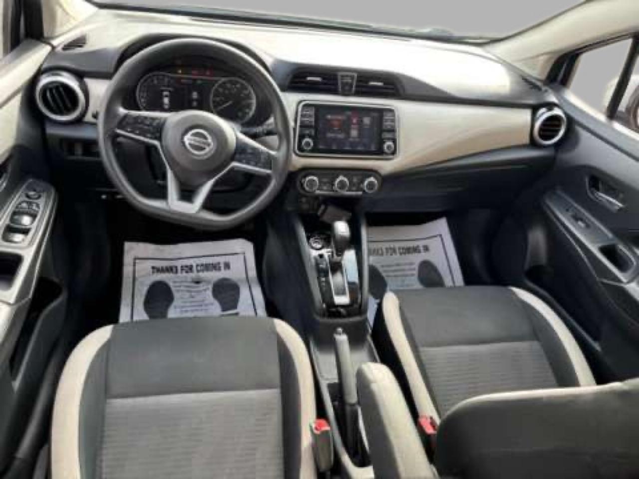 Nissan Versa Sedan  2020