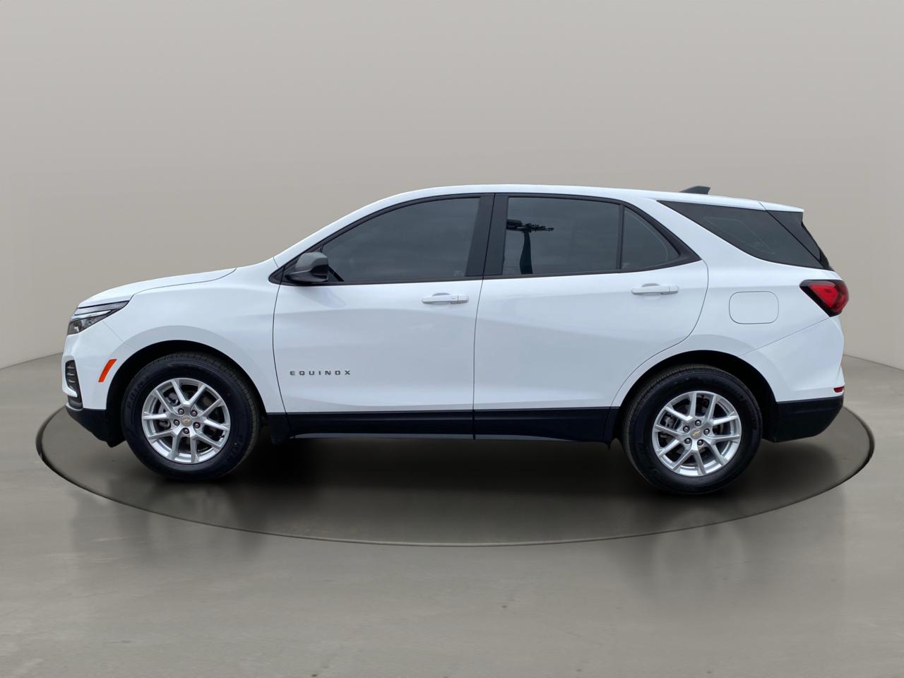 Chevrolet Equinox FWD 4dr LS w/1LS 2024