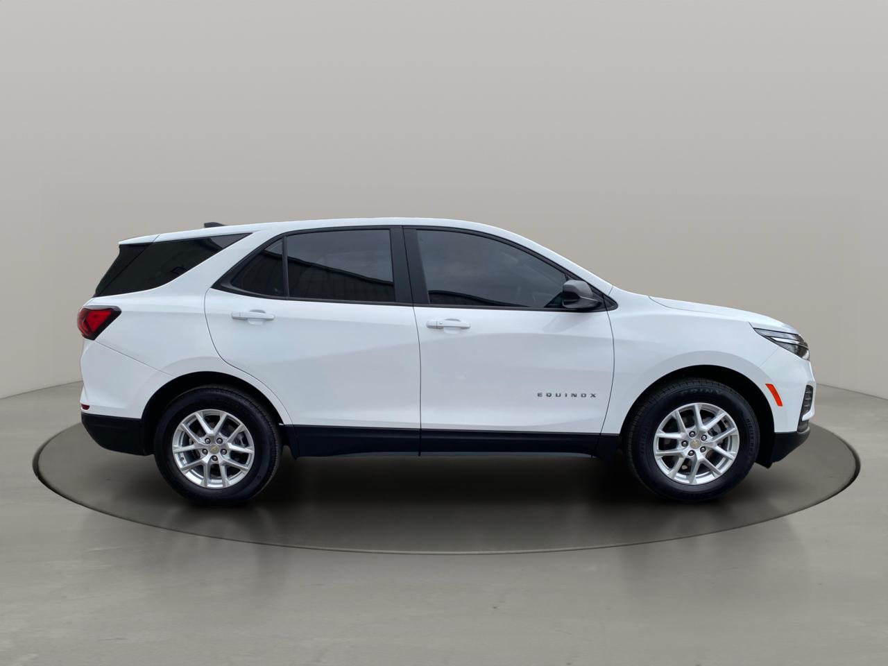 Chevrolet Equinox FWD 4dr LS w/1LS 2024