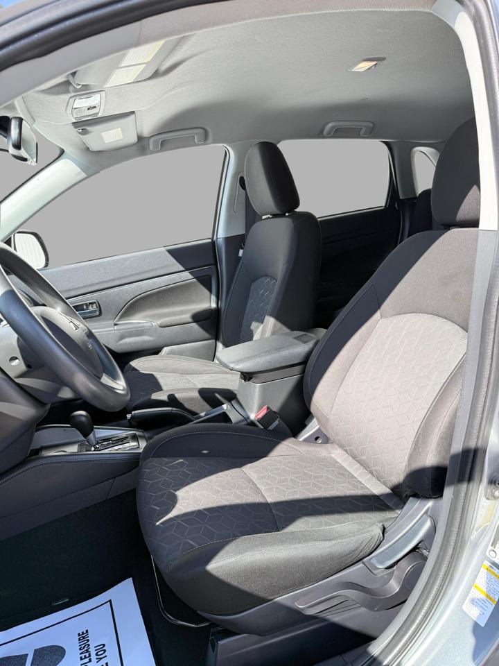 Mitsubishi Outlander Sport ES 2.0 CVT 2021