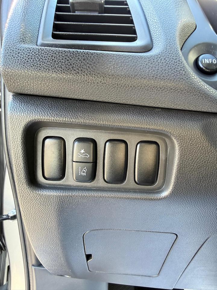 Mitsubishi Outlander Sport ES 2.0 CVT 2021