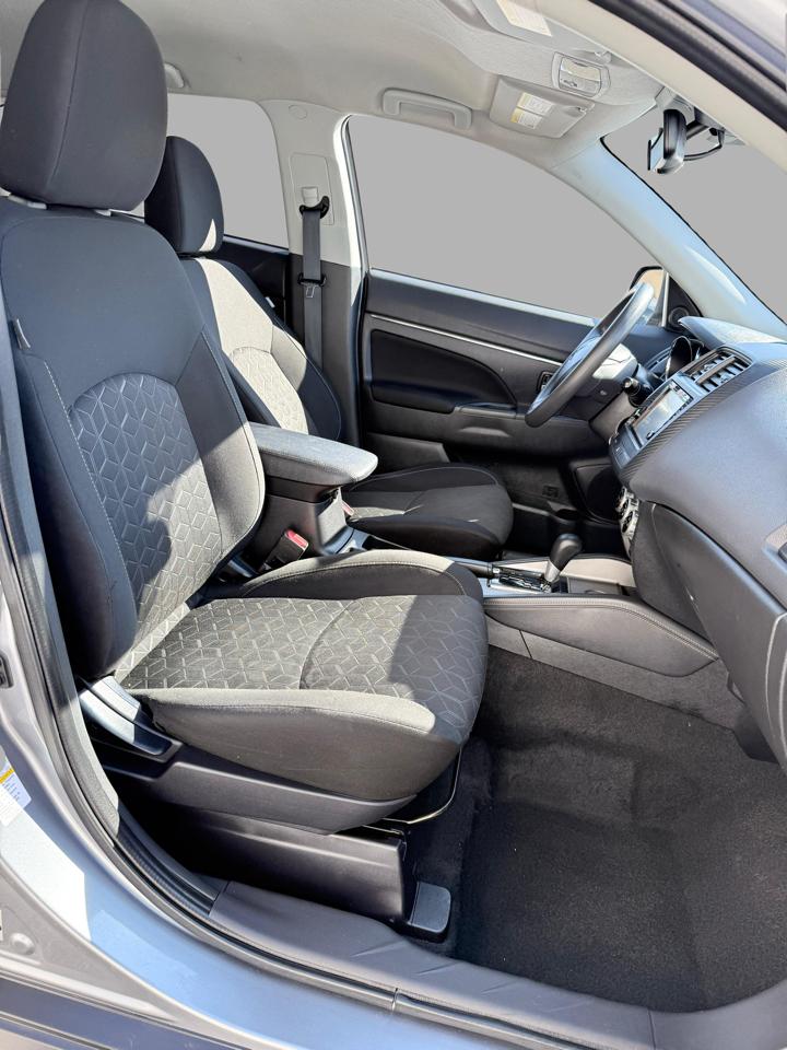 Mitsubishi Outlander Sport ES 2.0 CVT 2021