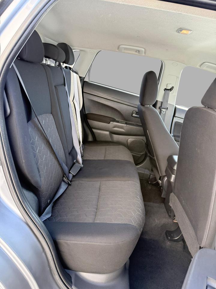 Mitsubishi Outlander Sport ES 2.0 CVT 2021