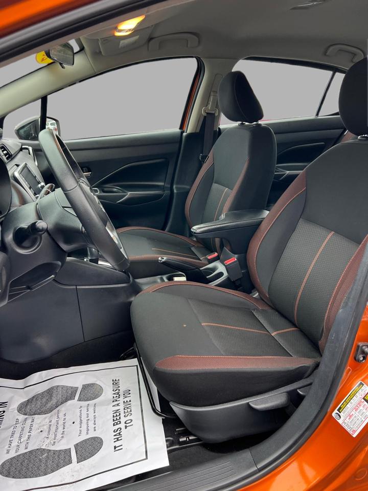 Nissan Versa Sedan  2021