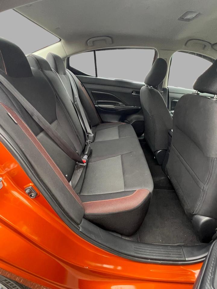 Nissan Versa Sedan  2021