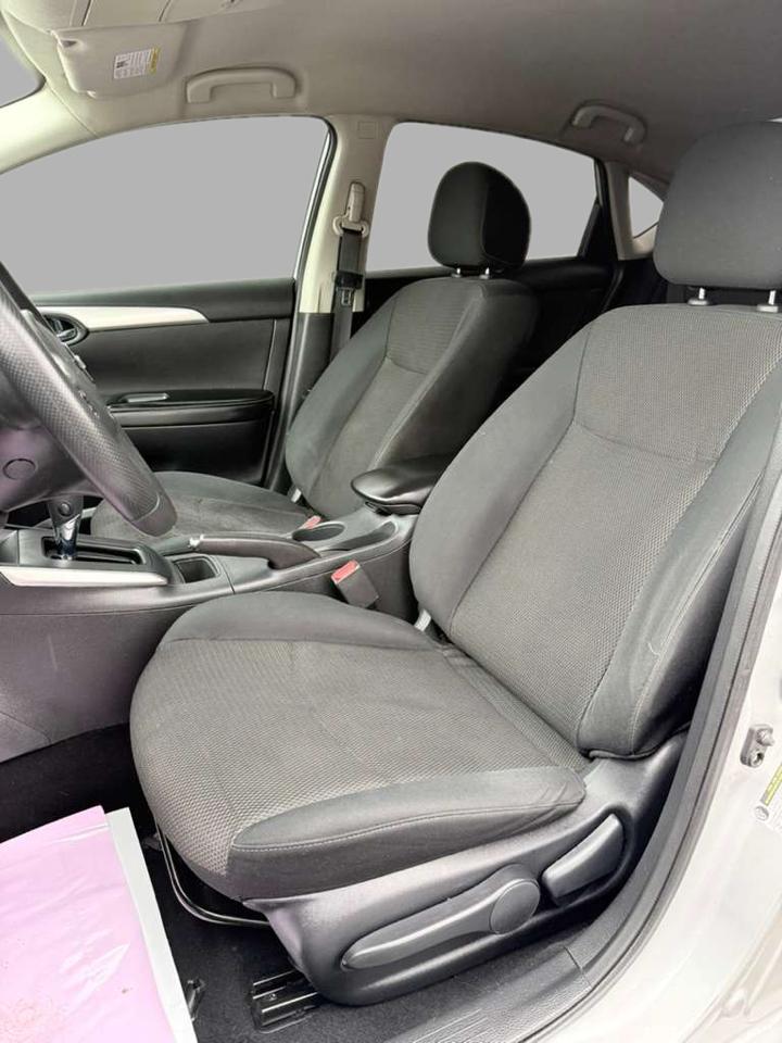 Nissan Sentra S CVT 2019