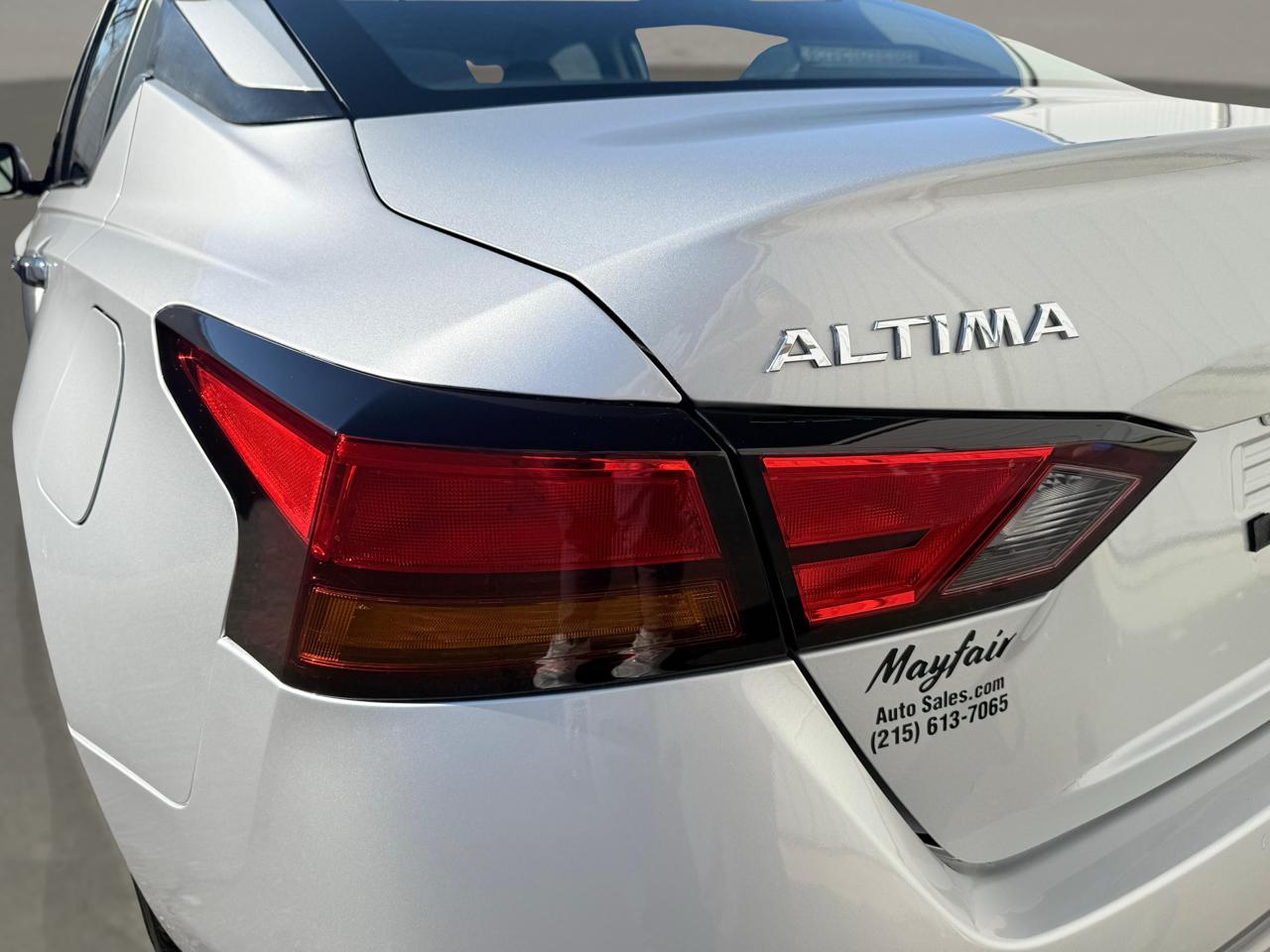 Nissan Altima 2.5 SV Sedan 2022