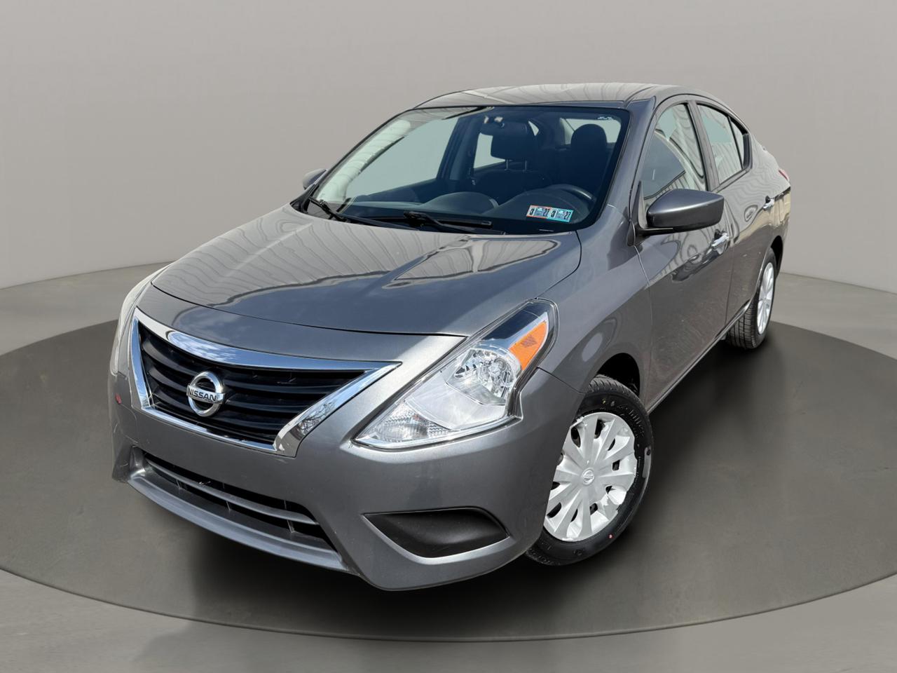 Nissan Versa Sedan SV CVT 2019
