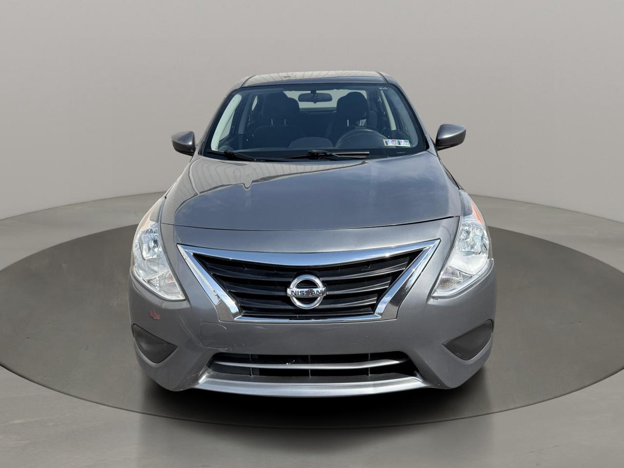 Nissan Versa Sedan SV CVT 2019