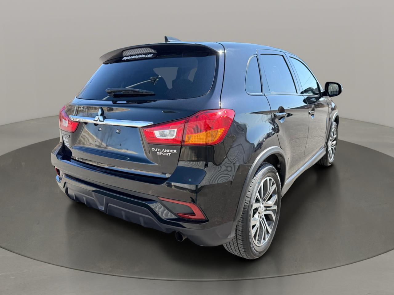 Mitsubishi Outlander Sport ES 2.0 CVT 2019