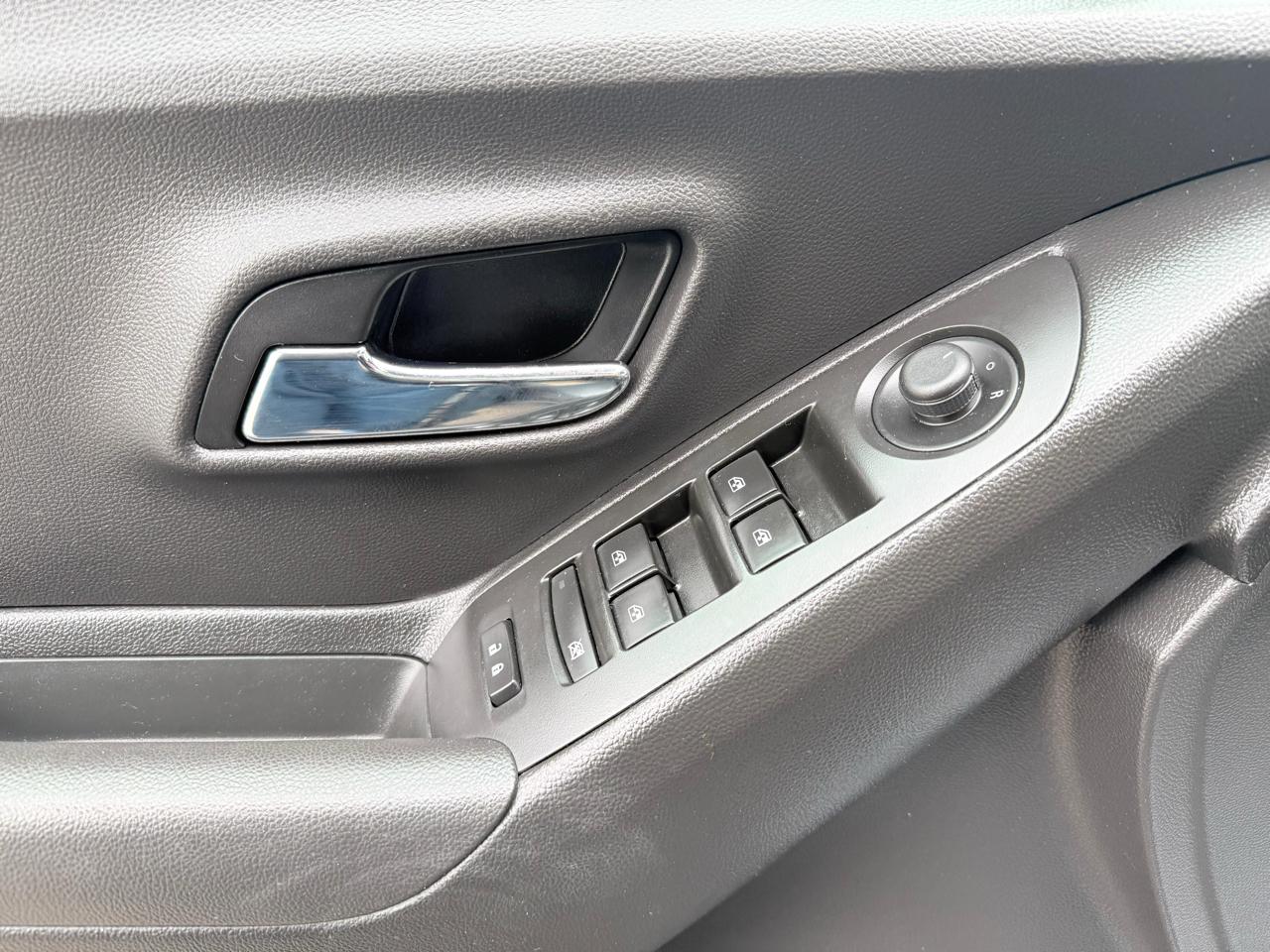 Chevrolet Trax FWD 4dr LT 2019