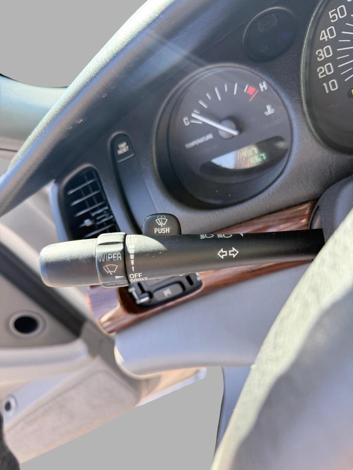 Buick LeSabre 4dr Sdn Custom 2005