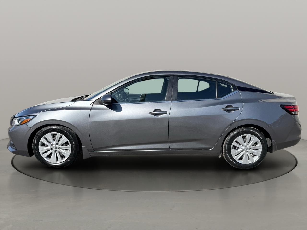Nissan Sentra S CVT 2020