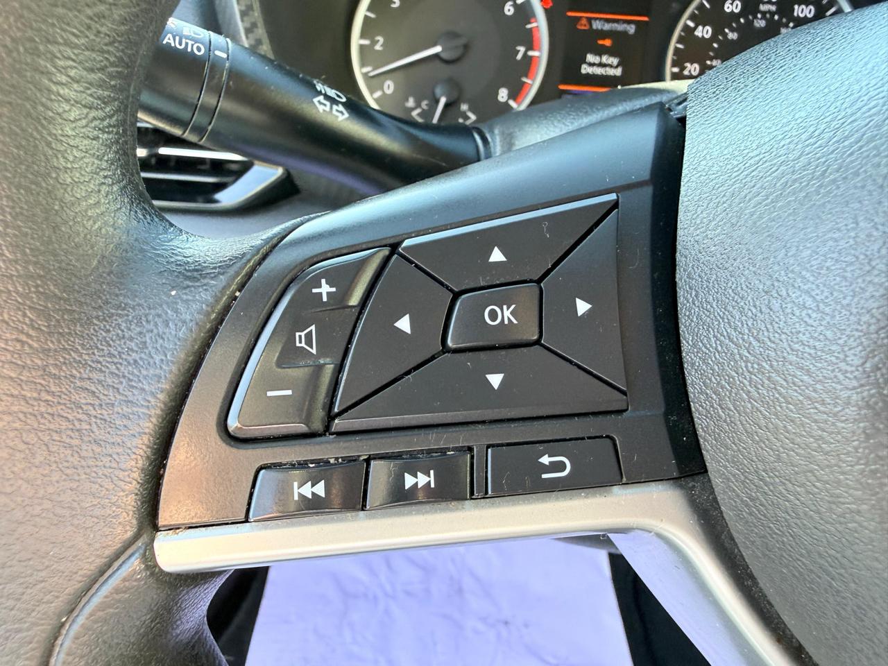 Nissan Sentra S CVT 2020