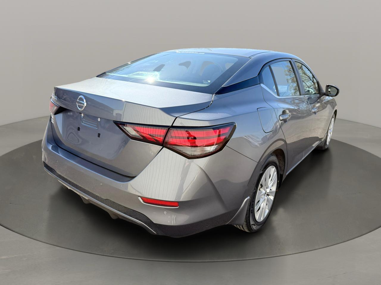 Nissan Sentra S CVT 2020