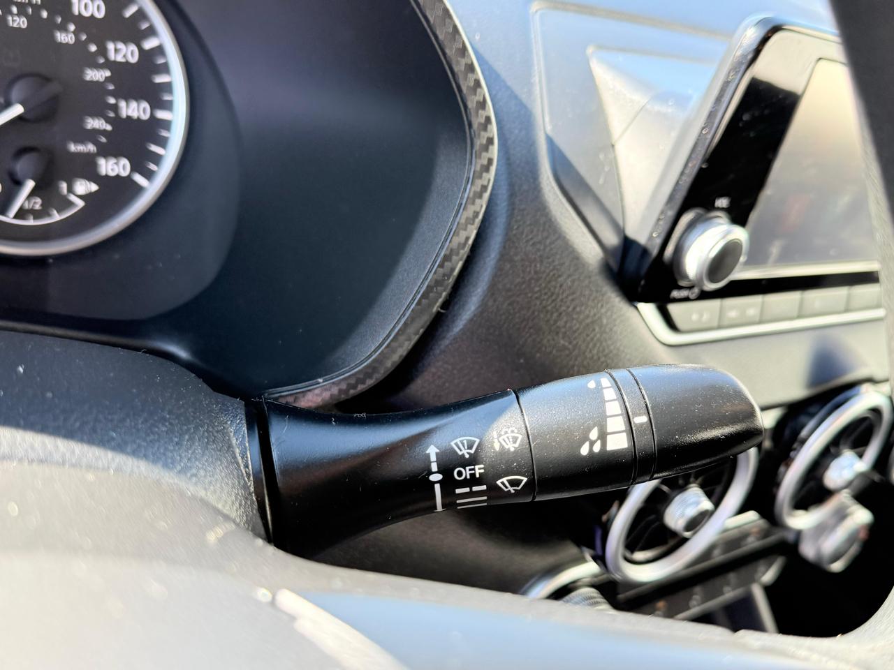 Nissan Sentra S CVT 2020