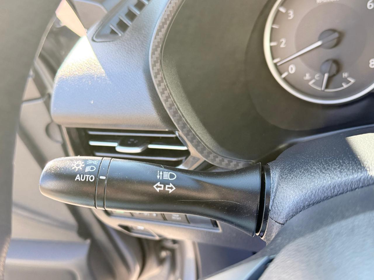 Nissan Sentra S CVT 2020