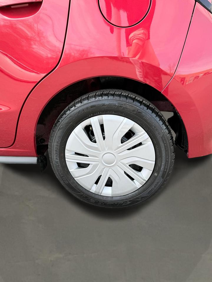 Mitsubishi Mirage ES CVT 2024