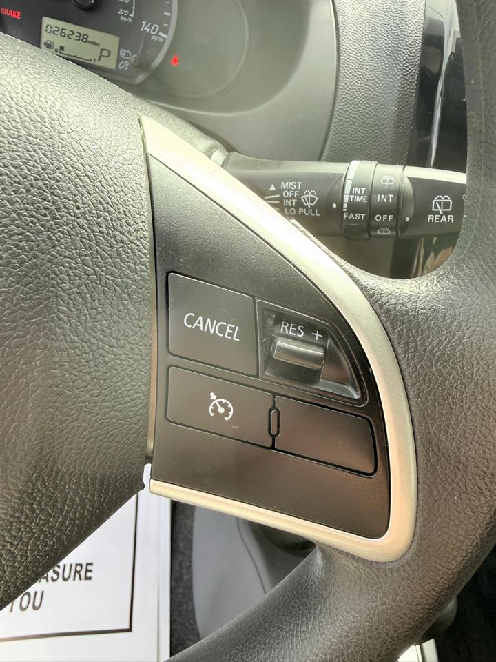 Mitsubishi Mirage ES CVT 2024