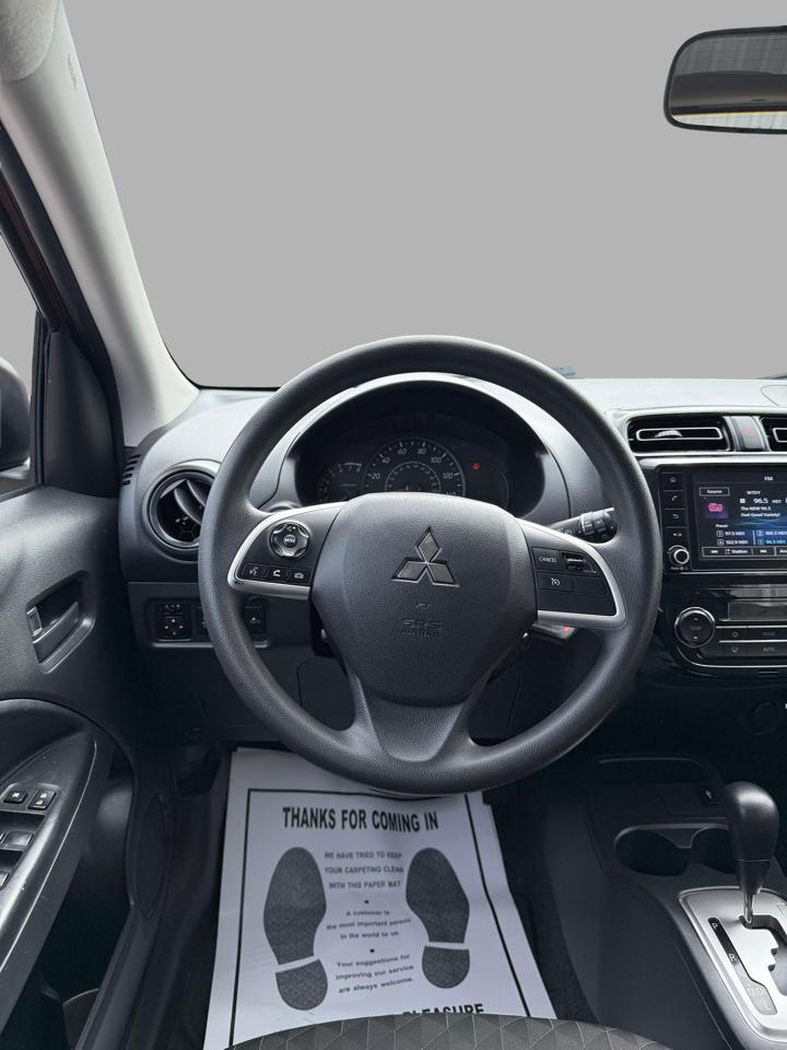 Mitsubishi Mirage ES CVT 2024