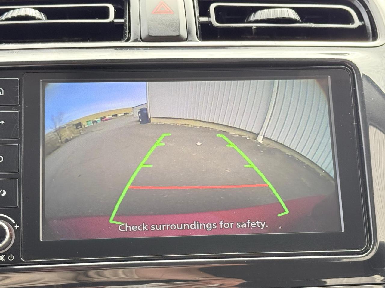 Mitsubishi Mirage ES CVT 2024