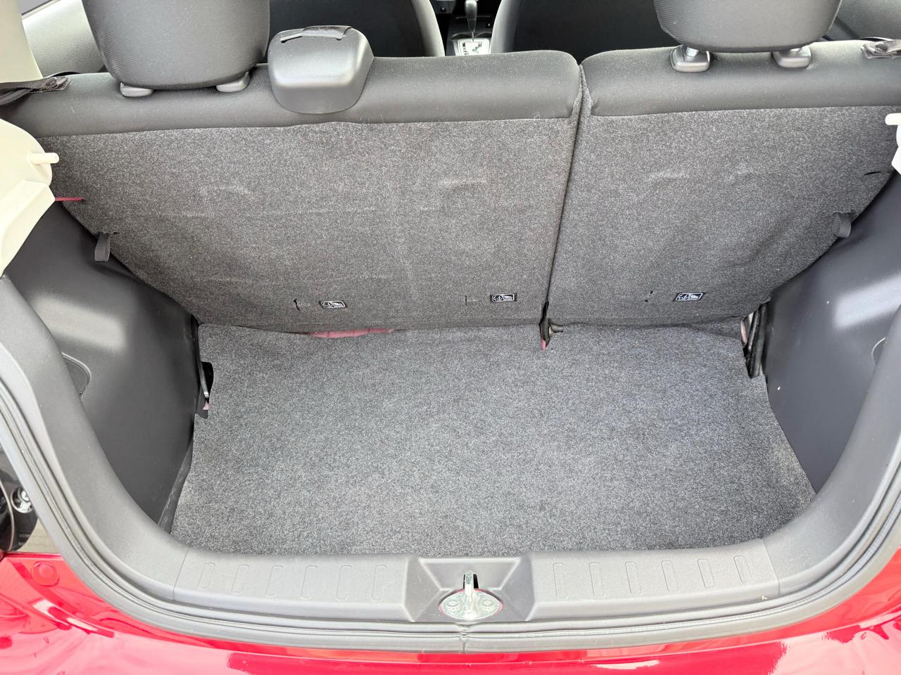 Mitsubishi Mirage ES CVT 2024