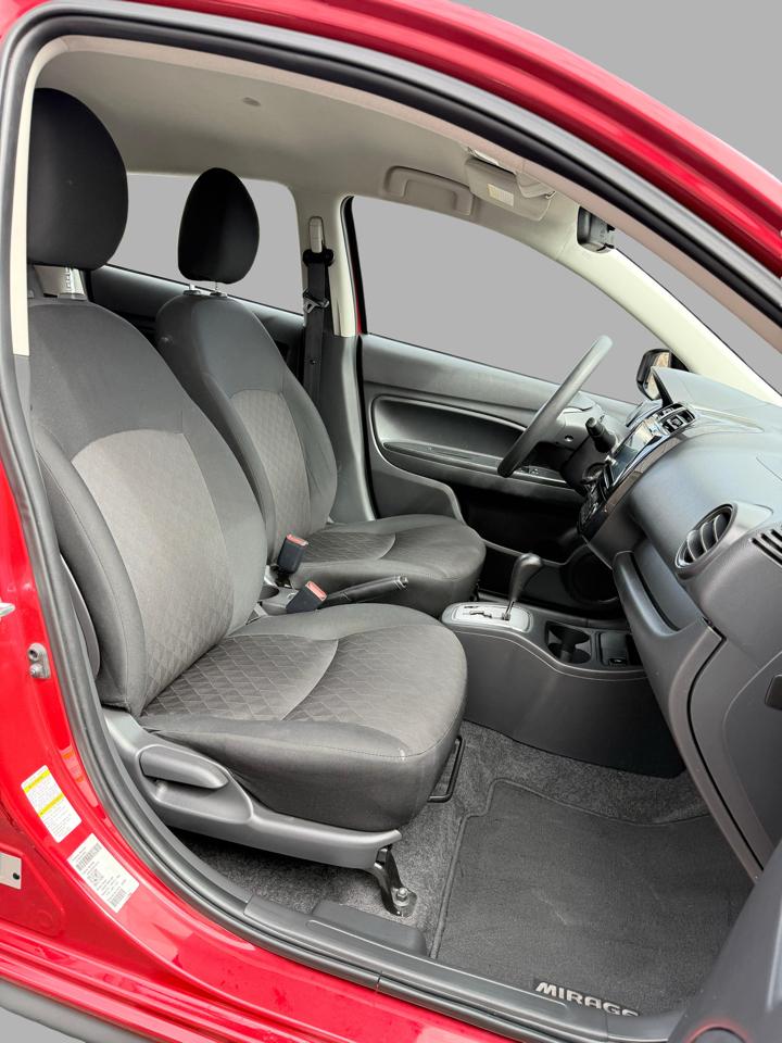 Mitsubishi Mirage ES CVT 2024