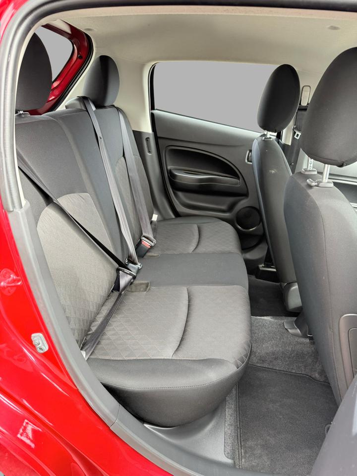 Mitsubishi Mirage ES CVT 2024