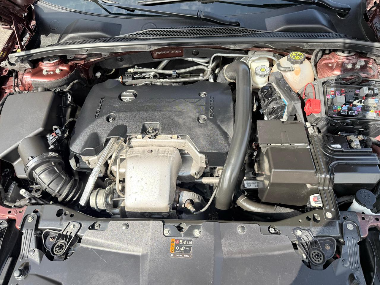 Buick Regal Sportback 4dr Sdn Essence FWD 2018