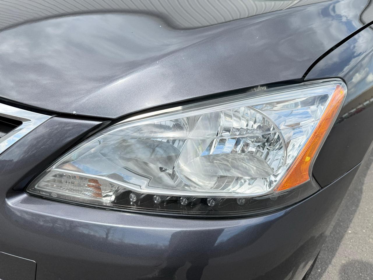 Nissan Sentra 4dr Sdn I4 CVT SR 2013