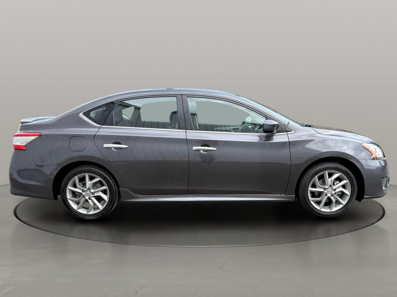 Nissan Sentra 4dr Sdn I4 CVT SR 2013