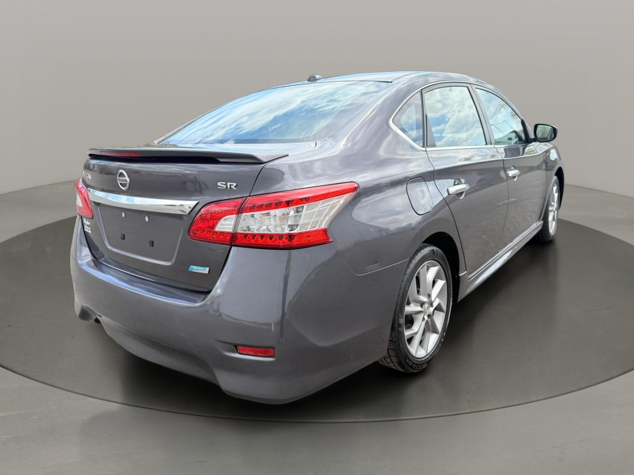 Nissan Sentra 4dr Sdn I4 CVT SR 2013