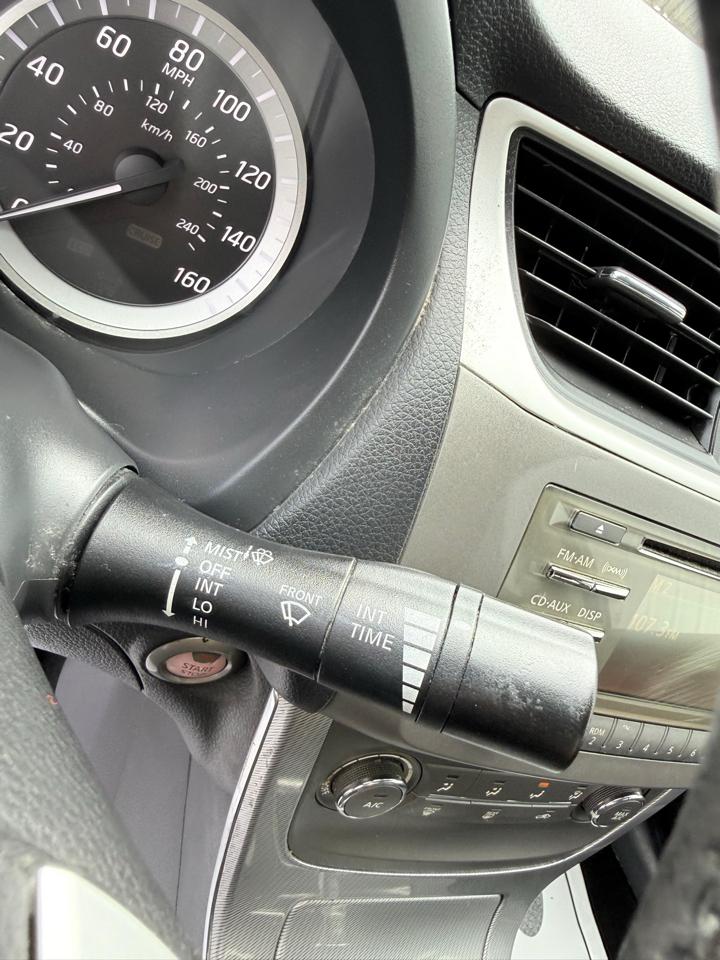 Nissan Sentra 4dr Sdn I4 CVT SR 2013