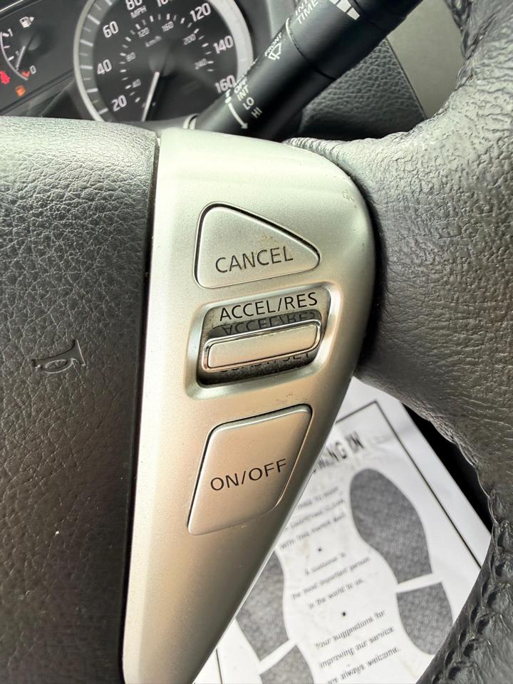 Nissan Sentra 4dr Sdn I4 CVT SR 2013