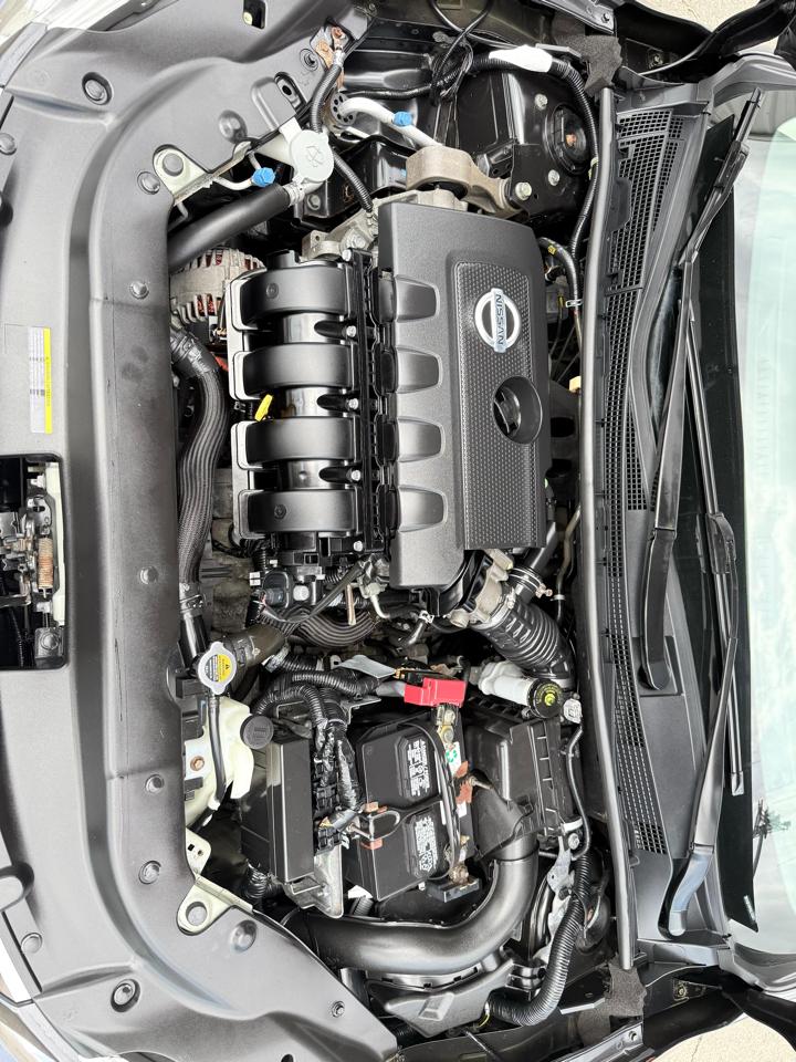 Nissan Sentra 4dr Sdn I4 CVT SR 2013