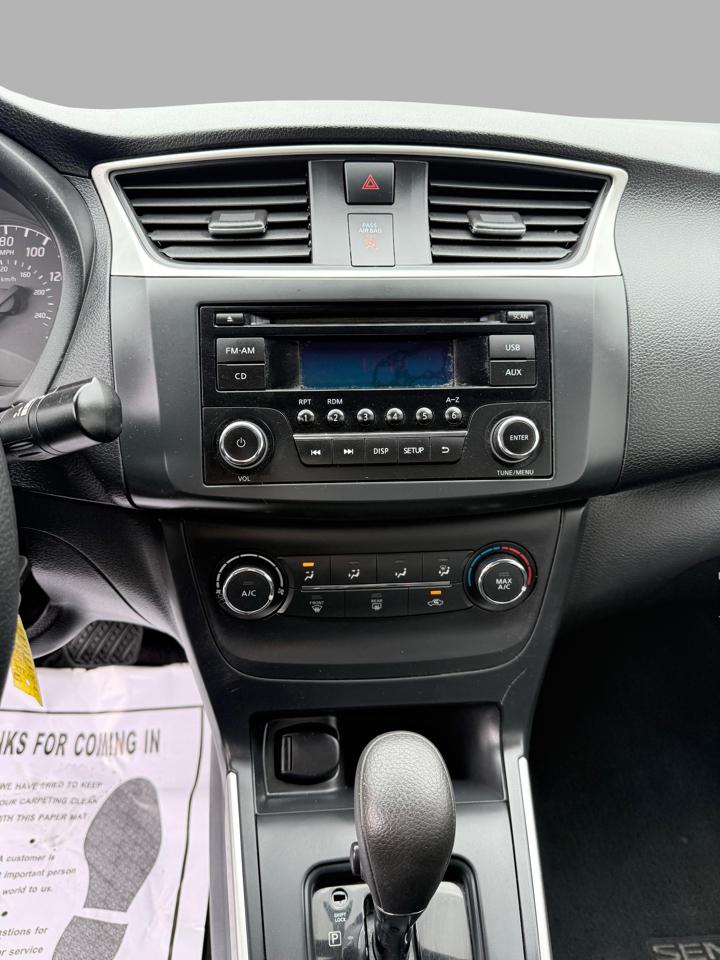 Nissan Sentra 4dr Sdn I4 CVT S 2016