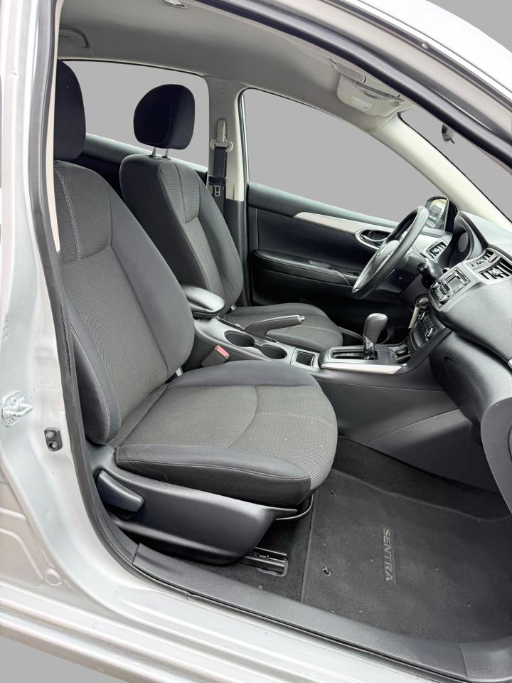 Nissan Sentra 4dr Sdn I4 CVT S 2016