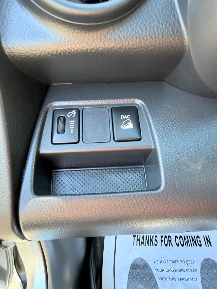 Toyota RAV4 4WD 4dr V6 5-Spd AT Sport (Natl) 2010