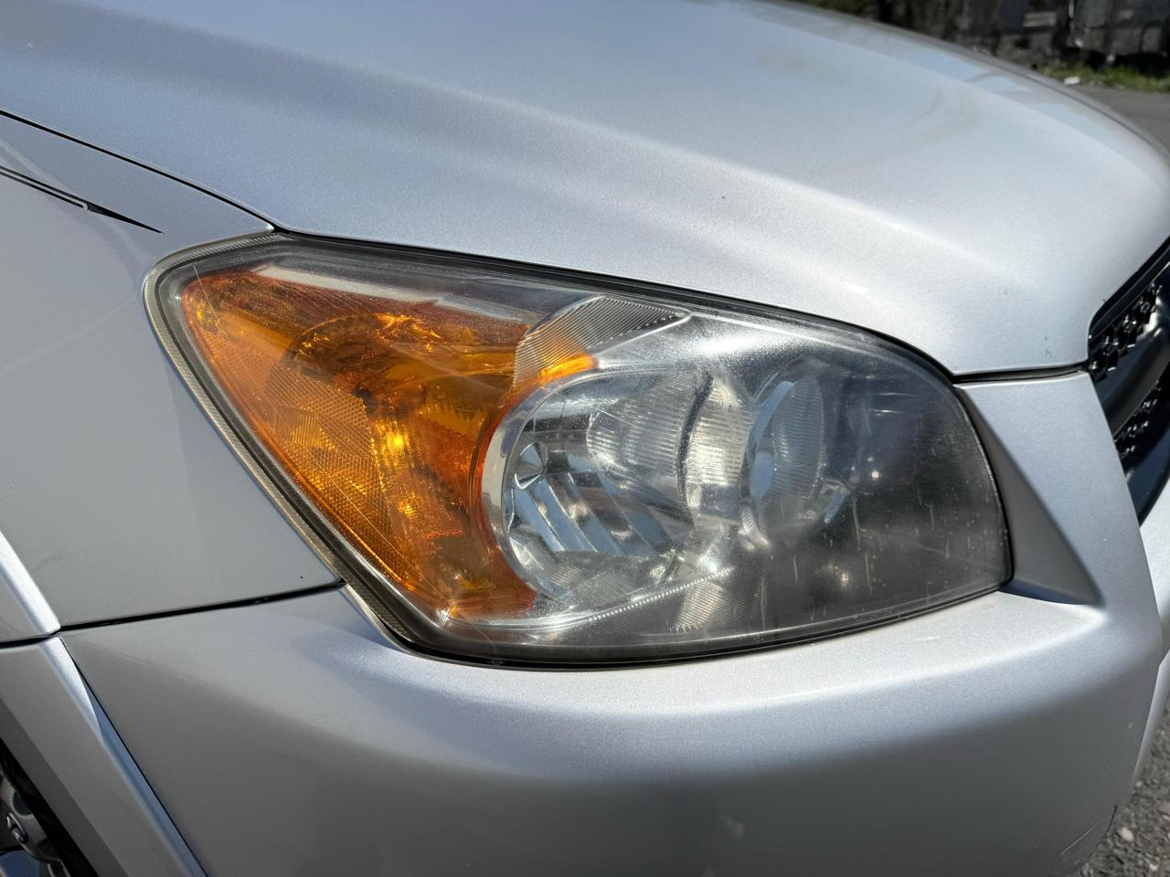 Toyota RAV4 4WD 4dr V6 5-Spd AT Sport (Natl) 2010