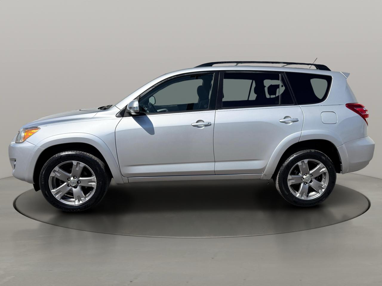 Toyota RAV4 4WD 4dr V6 5-Spd AT Sport (Natl) 2010