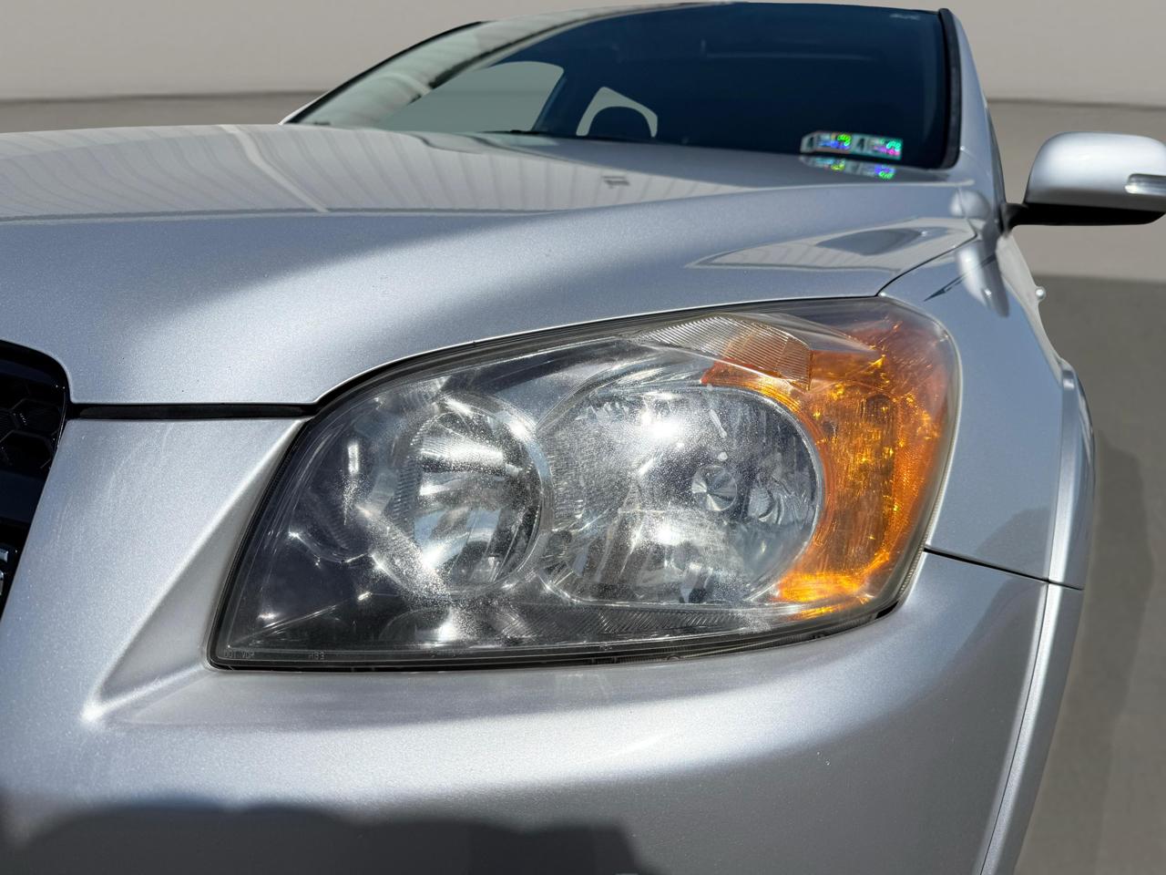 Toyota RAV4 4WD 4dr V6 5-Spd AT Sport (Natl) 2010